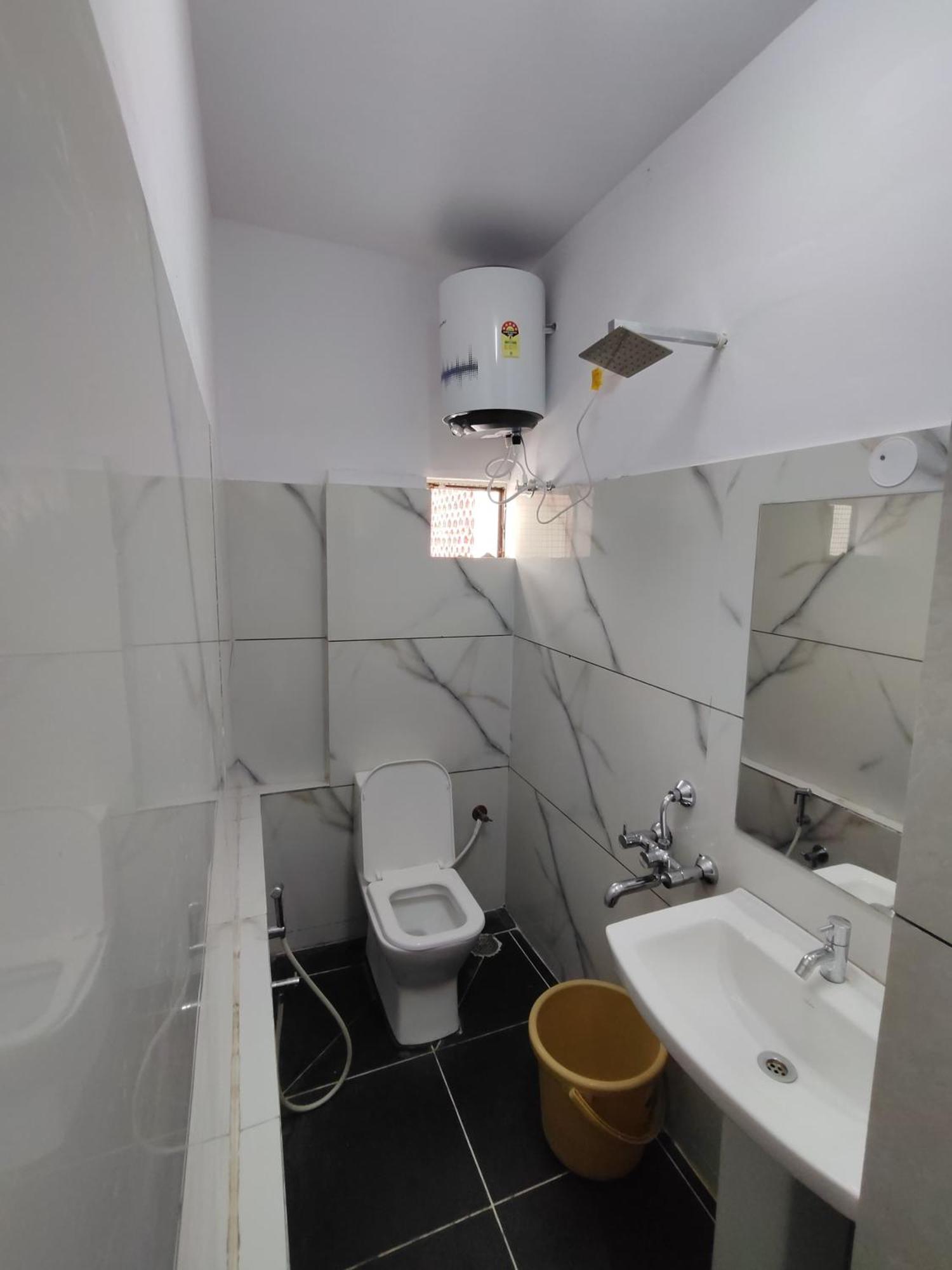 Nandan Residency Hotel Мисор Екстериор снимка